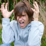 Agressão de adolescentes
