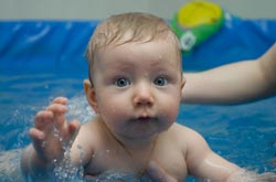 Piscina para bebês - natação precoce Piscina para bebês - natação precoce