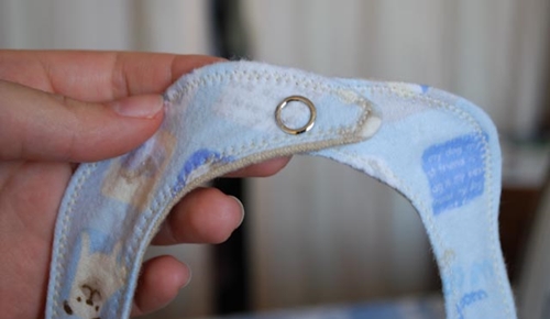 Como costurar um babador com suas próprias mãos