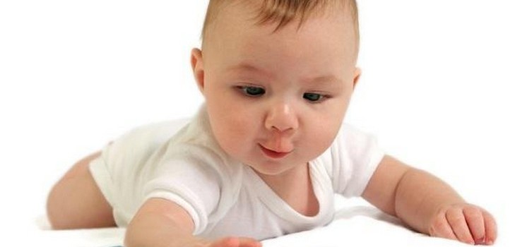 Criança de 5 meses