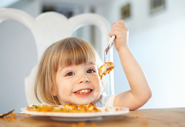 Comida frita no menu da criança: como, quando e quanto