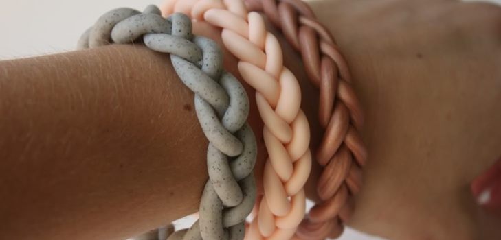 3 braceletes-pigtails: de argila de polímero, tecido e T-shirt antigo