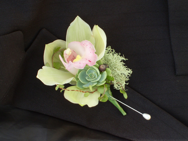 Boutonnieres com as próprias mãos