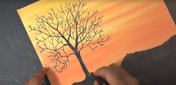 Com base no tema "Outono": aulas magistrais com lápis e tintas para aulas de ensino básico e escolar 1-5