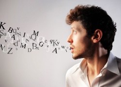 Como aprender a cantar sozinho?