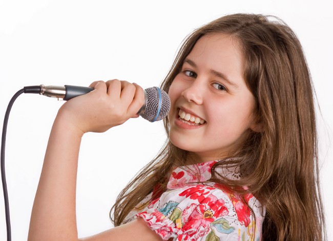Como aprender a cantar sozinho?