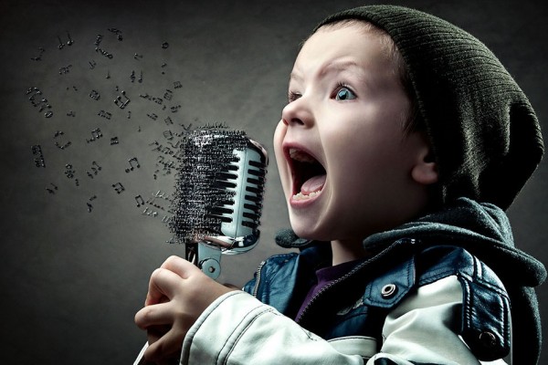 Como aprender a cantar sozinho?
