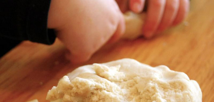 Como cozinhar massa salgada para modelagem
