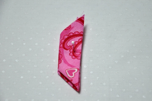 Como fazer flores kanzashi de um tecido com as próprias mãos