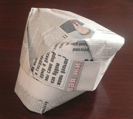 Como fazer uma capa fora do papel com as próprias mãos rápida e facilmente
