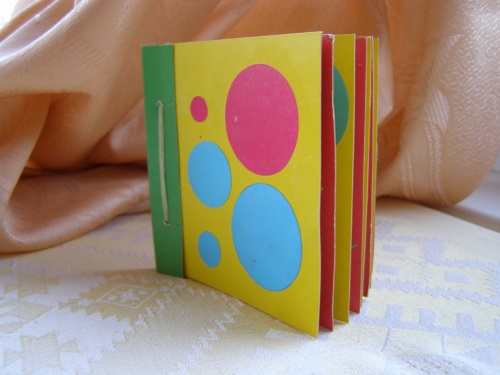 Livro-bebê brilhante e cognitivo