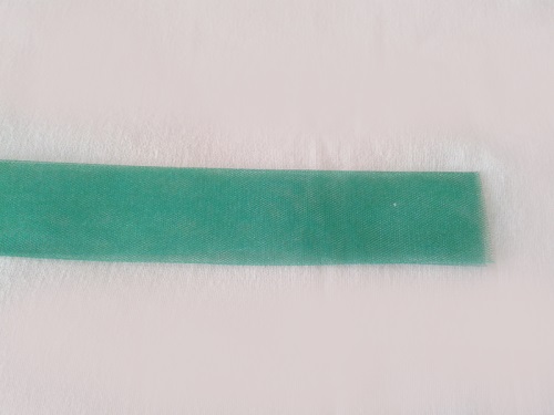 Moldura da mola com as próprias mãos