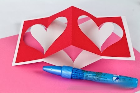 Nós fazemos um valentim volumétrico bonito em 14 de fevereiro - uma aula mestre com uma foto