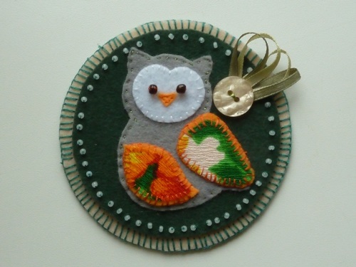 Como fazer artesanato de feltro, master class. Brooch coruja de feltro com as mãos, fotos passo a passo.