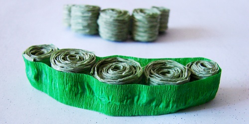 Ofícios para 9 de maio com suas próprias mãos: um tanque de papel