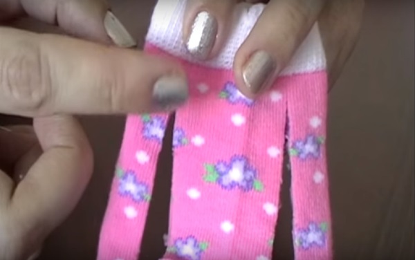 Como costurar roupas de boneca com suas próprias mãos