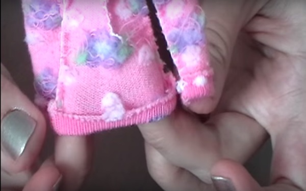 Como costurar roupas de boneca com suas próprias mãos
