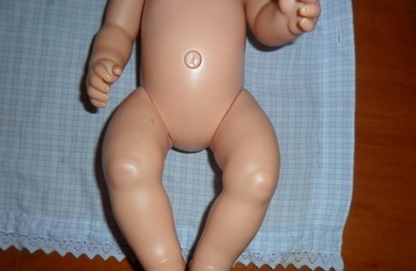 Como costurar roupas de boneca com suas próprias mãos