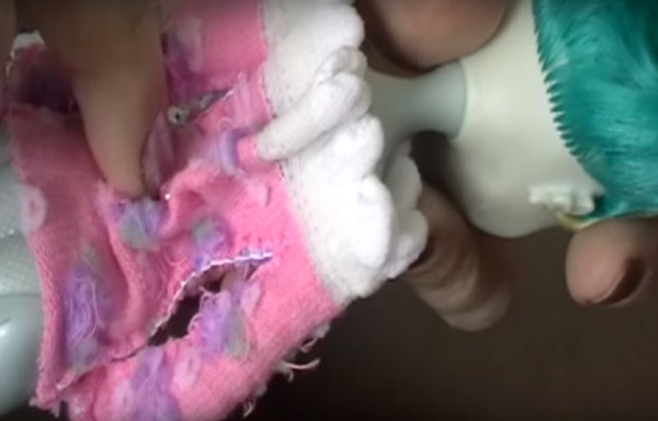 Como costurar roupas de boneca com suas próprias mãos