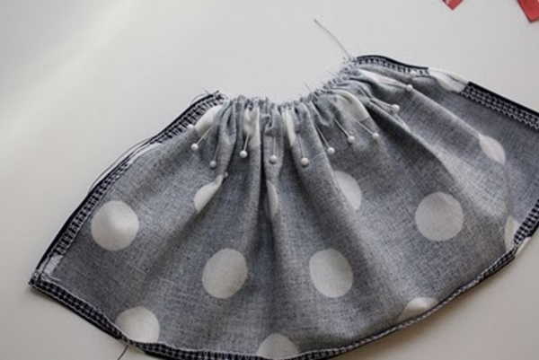 Como costurar roupas de boneca com suas próprias mãos