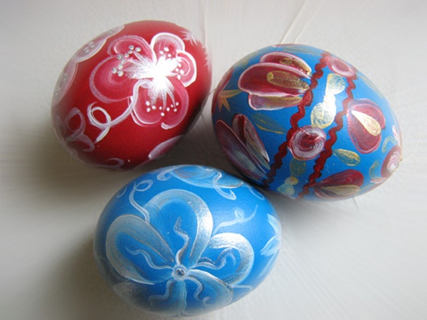 Ovo de Páscoa com as próprias mãos: idéias para decoração Ovo de Páscoa com as próprias mãos: idéias para decoração