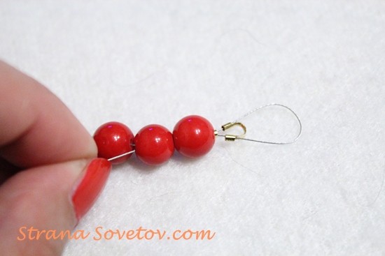 Master Class: Um conjunto de pulseira e brincos de coral