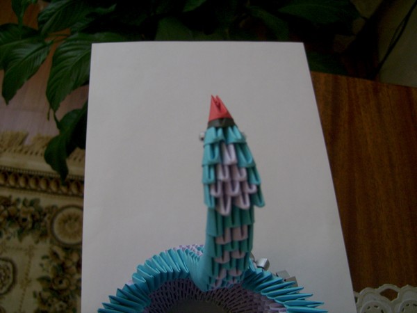Como fazer um origami de cisnes dos módulos - instruções passo a passo com fotos e vídeos
