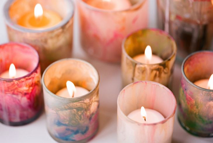 Um candelabro incomum com suas próprias mãos