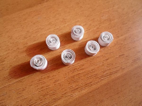 Lindos flocos de neve para o Ano Novo de 2017 com suas próprias mãos de papel - diagramas e fotos em etapas. Aulas de mestrado para crianças em grandes flocos de neve na técnica de origami