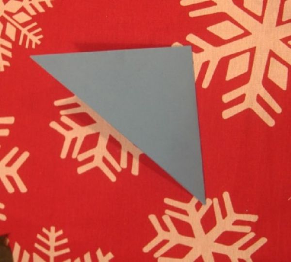 Lindos flocos de neve para o Ano Novo de 2017 com suas próprias mãos de papel - diagramas e fotos em etapas. Aulas de mestrado para crianças em grandes flocos de neve na técnica de origami