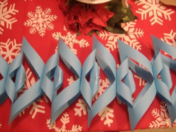 Lindos flocos de neve para o Ano Novo de 2017 com suas próprias mãos de papel - diagramas e fotos em etapas. Aulas de mestrado para crianças em grandes flocos de neve na técnica de origami