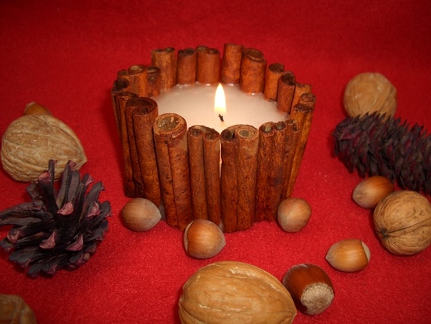 Decoração de uma vela com suas próprias mãos, como um processo criativo