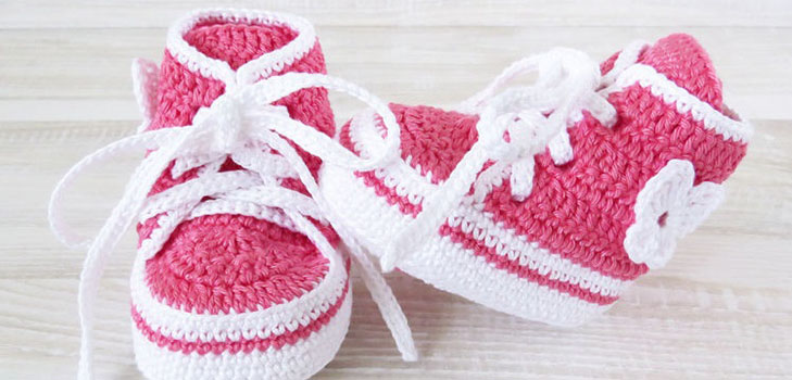 Botas de crochê com descrição passo a passo para iniciantes