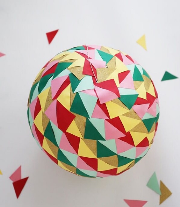 Como fazer uma piñata com suas próprias mãos