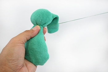 apresenta para a Páscoa com suas próprias mãos