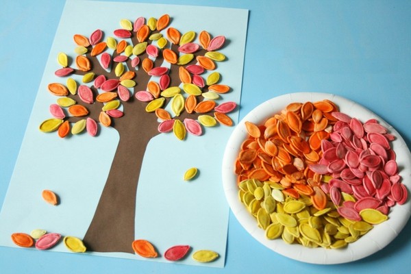 Artesanato "Presentes de Outono" com suas próprias mãos de materiais naturais para jardim de infância e escola