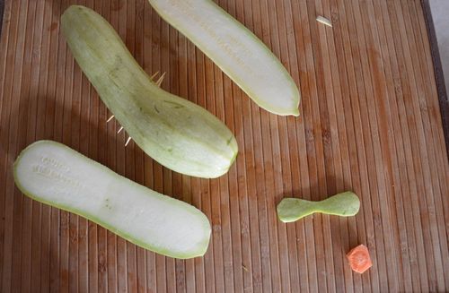 Artesanato de vegetais de mãos dadas