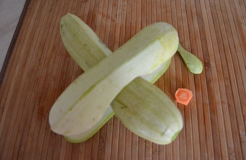 Artesanato de vegetais de mãos dadas
