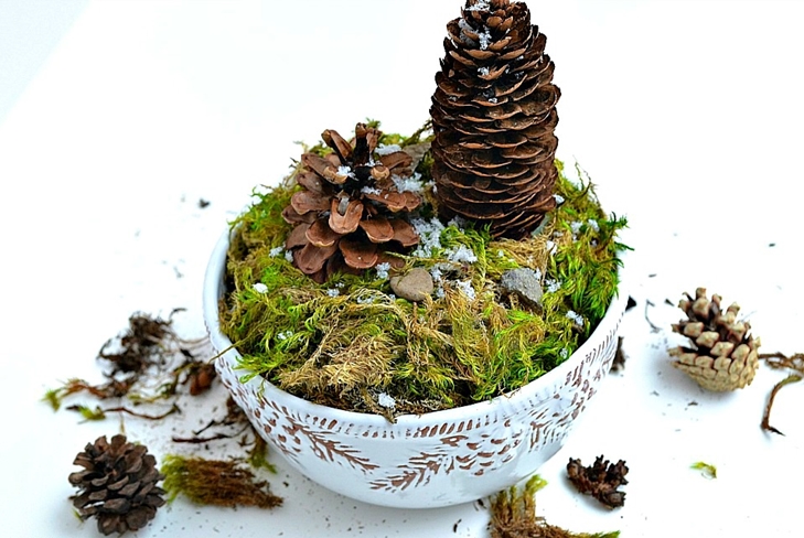 Artesanato feito de material natural: mini-madeira com as próprias mãos