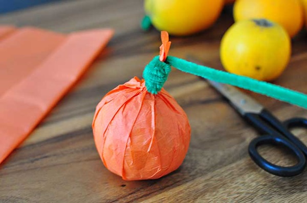 Artesanato para crianças no Halloween
