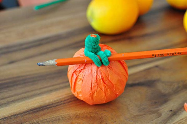 Artesanato para crianças no Halloween