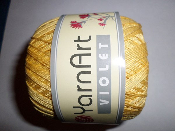 1 madeixa de fio amarelo claro