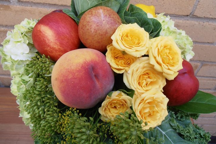 Ele mesmo um florista: 5 bouquets de outono com vegetais e frutas