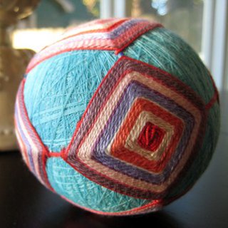 Temari: bolas de fio Temari: bolas de fio