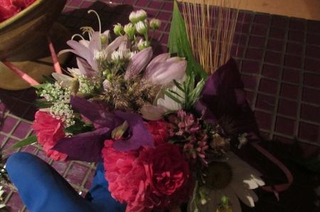 Grinalda de flores para o casamento com suas próprias mãos