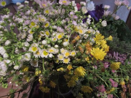 Grinalda de flores para o casamento com suas próprias mãos