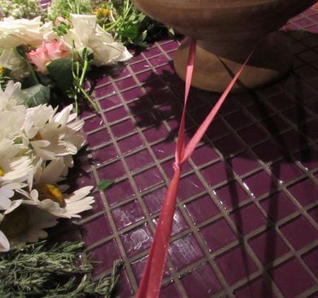 Grinalda de flores para o casamento com suas próprias mãos