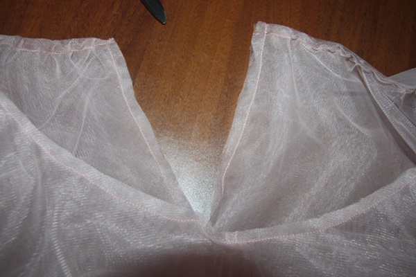 Como fazer uma saia de tule com suas próprias mãos