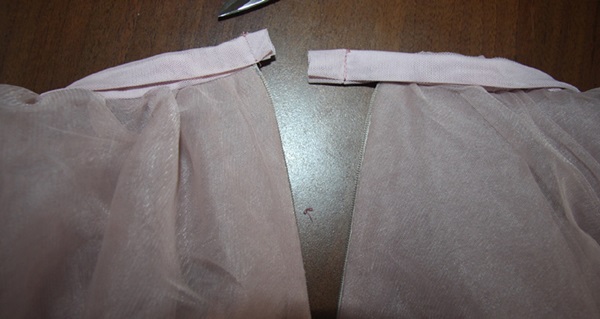 Como fazer uma saia de tule com suas próprias mãos