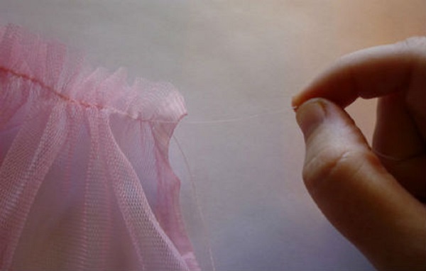 Como fazer uma saia de tule com suas próprias mãos